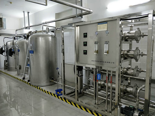 為什么餐飲行業(yè)都要選擇直飲水設備呢？